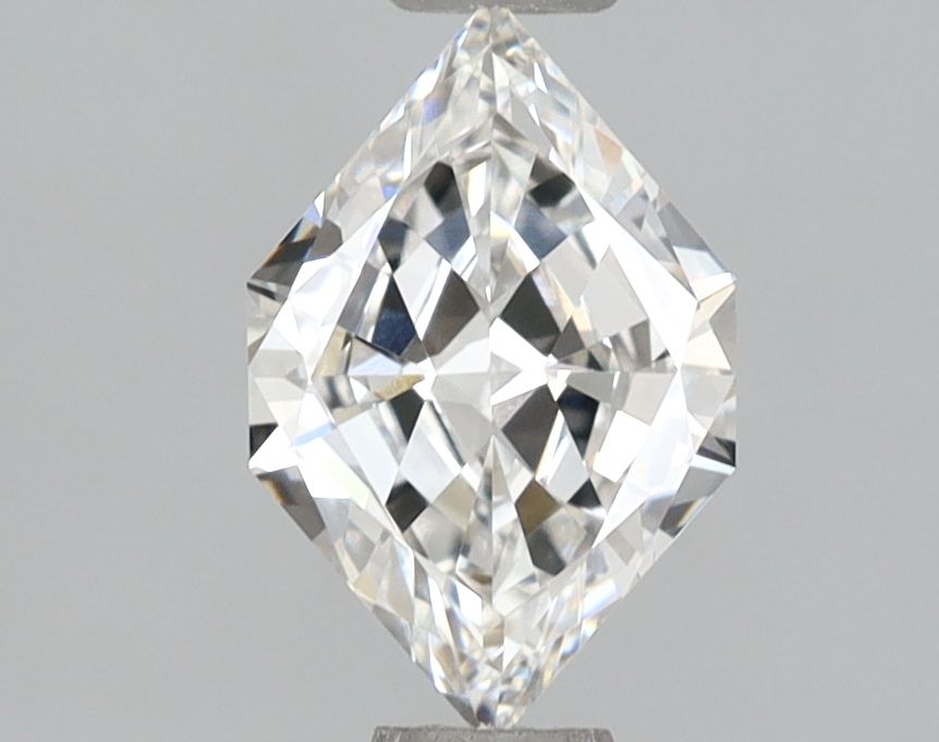 HEXAGONAL 1ct E VVS1