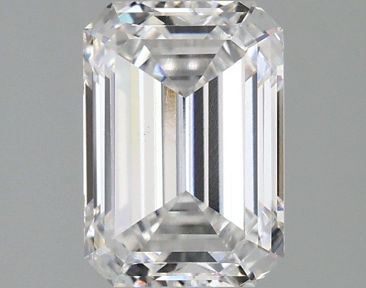EMERALD 2.1ct D VS1