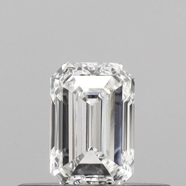 EMERALD 0.31ct E VS2