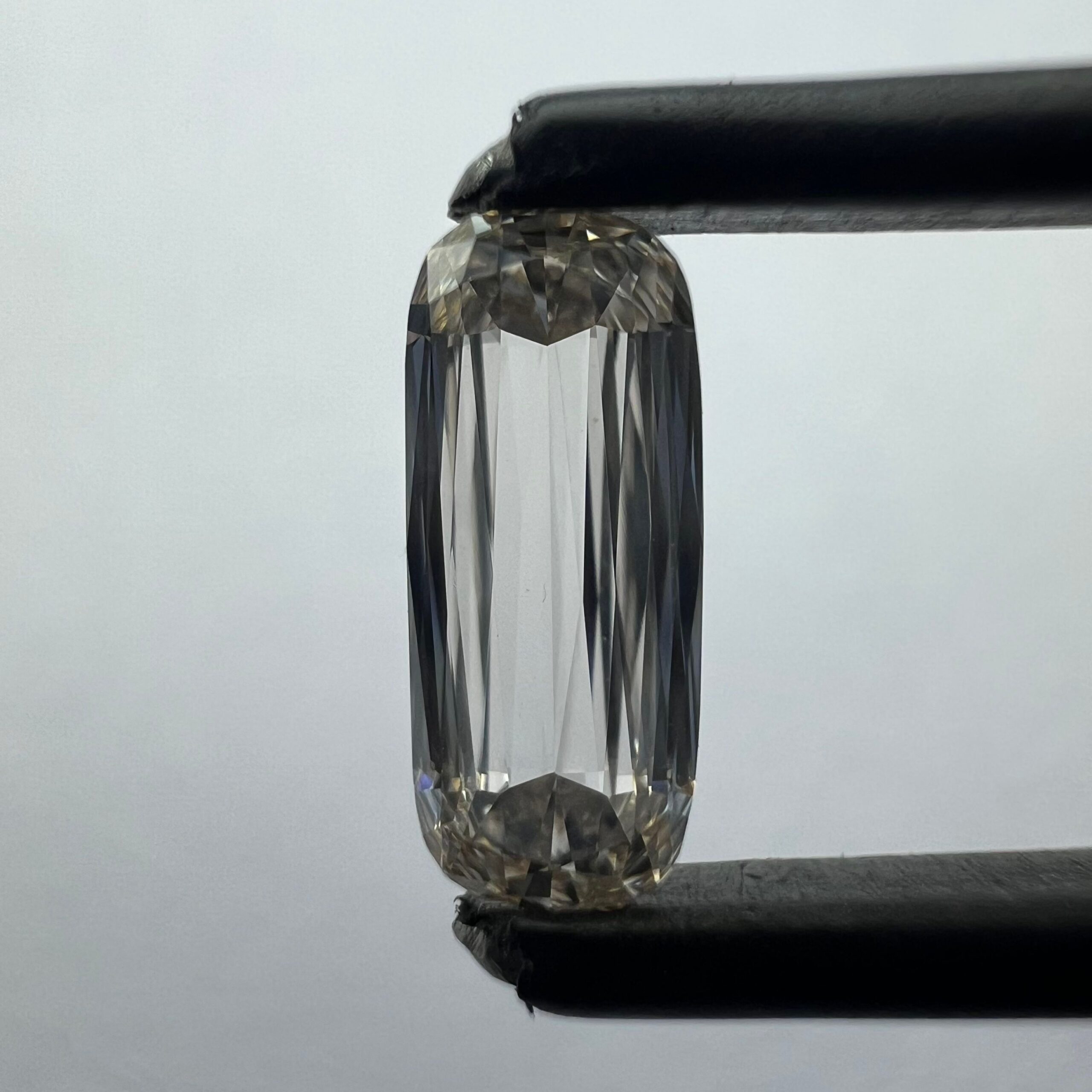 CUSHION BRILLIANT 0.57ct J VVS2
