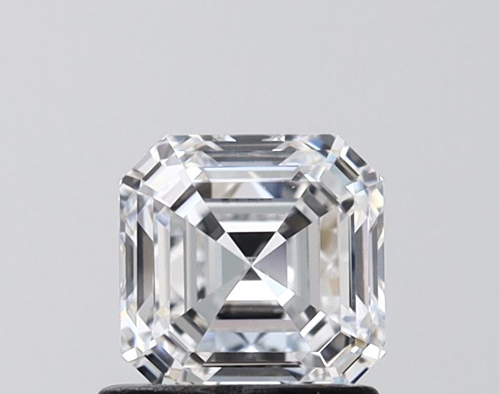ASSCHER 1.03ct D IF