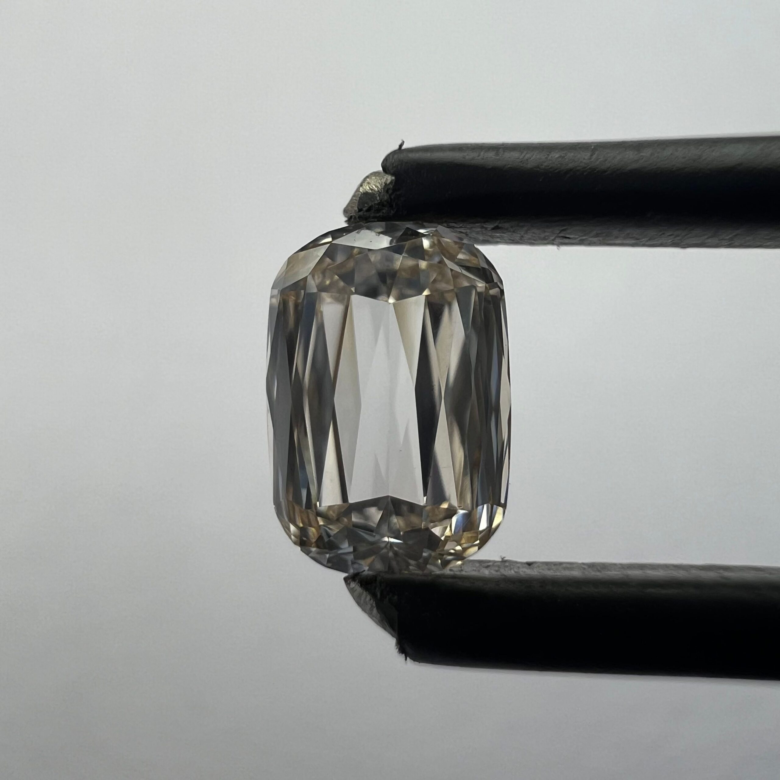 CUSHION BRILLIANT 0.47ct H VS2