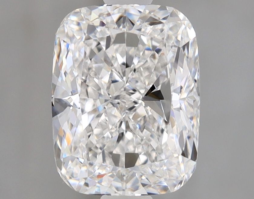 CUSHION BRILLIANT 1.56ct E VVS2